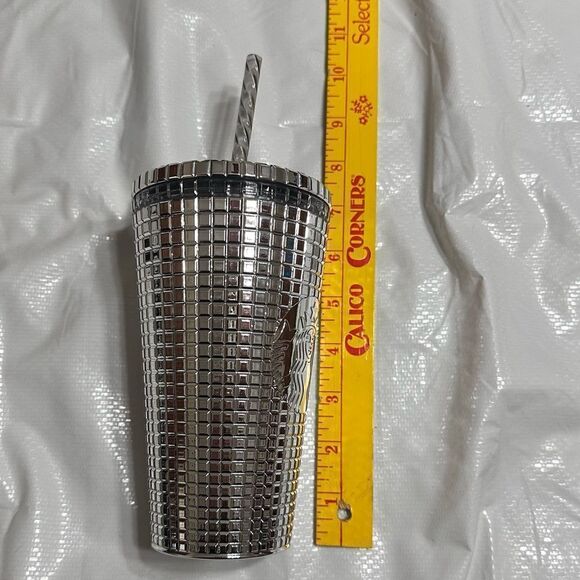 Starbucks 2020 Ltd Edition Silver Disco Ball 16oz Tumbler - Picture 9 of 11
